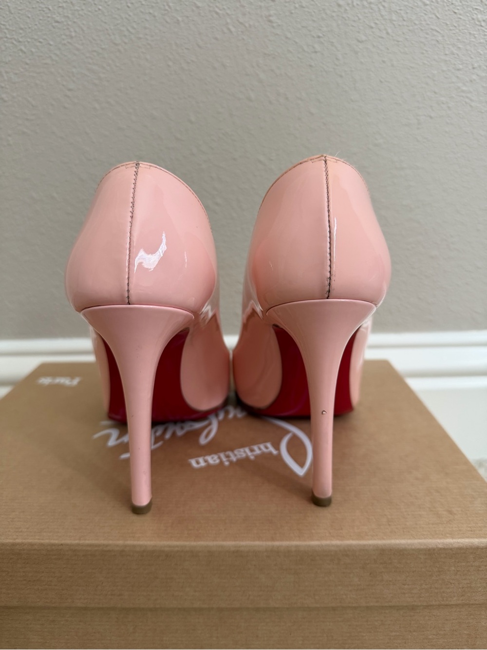 Christian Louboutin Pink Patent Leather Round-Toe Pumps - Picture 5 of 9